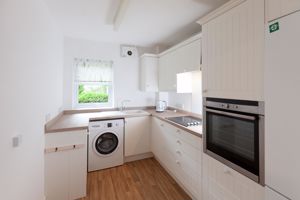 2/3 Hays Park_Kitchen- click for photo gallery